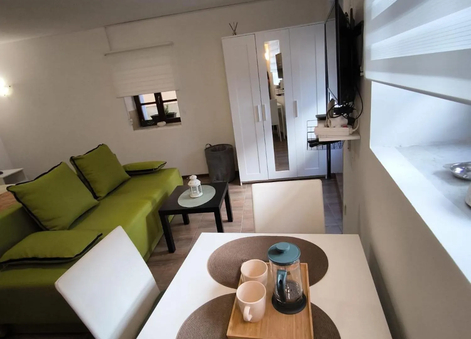 Studio Apartman Nona Angela-Valun Cres